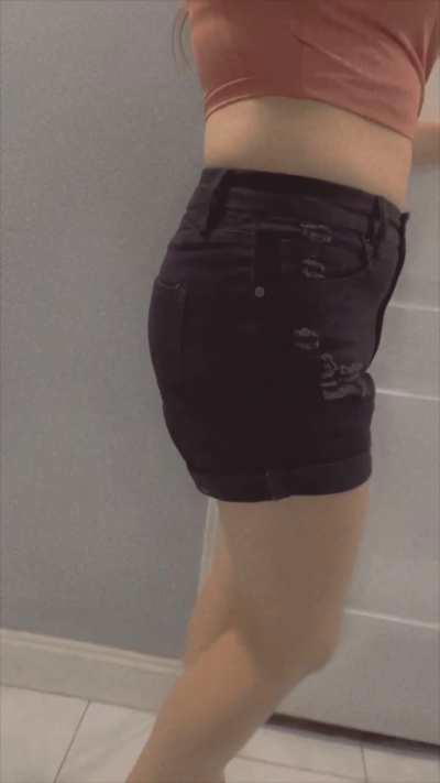 Is she meant for bbc?