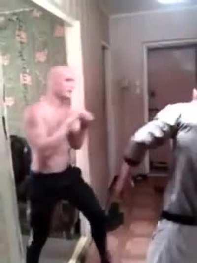 Left 4 Dead 2 Dead Center finale in a nutshell