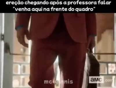 🎶O meu pau fica duroo, o meu pau fi-ca duuurooo🎶