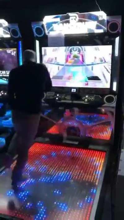 This man sliding it on ddr!