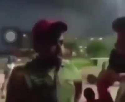 mullo ko maar rahe hai💀