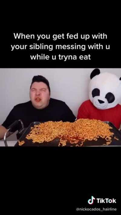 The noodles falling out of his mouth💀