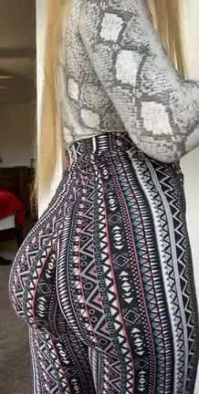 Do you like watching me slap my ass in flares?