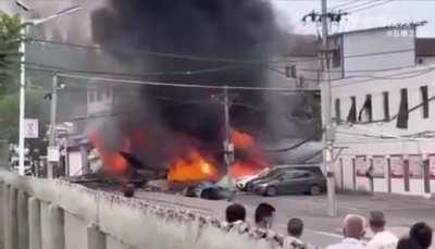 A Chinese J-7 fighter jet crashed into a urban area during training . Hubei province, China. June 9th 2022