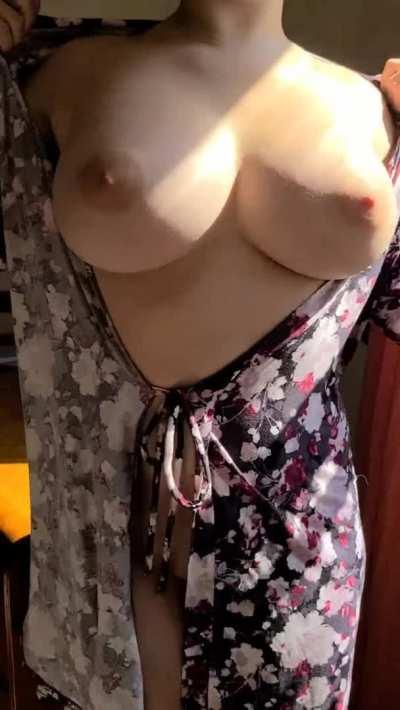 Would you squeeze them while I ride you? (18f)