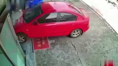 Someone please open the door for her