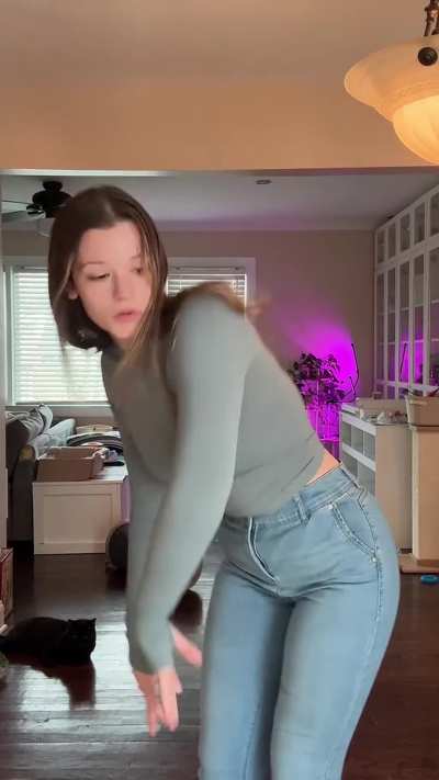 Tik Tok dance