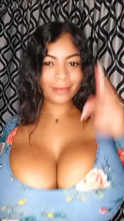 The Shape of her Necklace