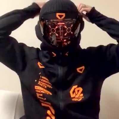 This insane facemask