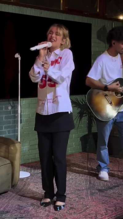 Pommelien Thijs - Authentiek akoestisch - Release event