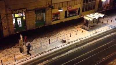 Hungols aren't slavs. Meanwhile Hungols: