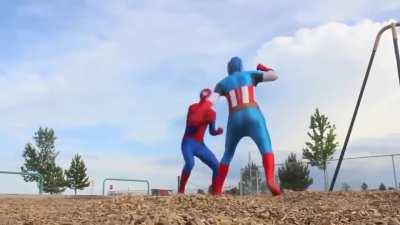 O incrível homem lutinha (eu fiz o vídeo qm chamar o bot pra download é gay)