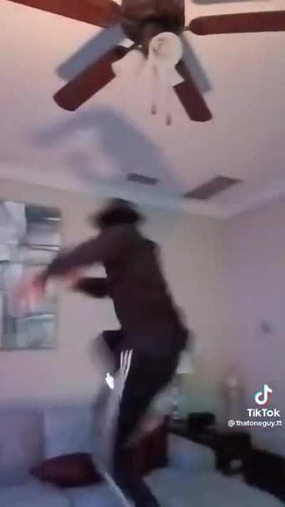 Real footage of r/BatmanArkham users preparing to spread the “is there a lore reason” to every subreddit