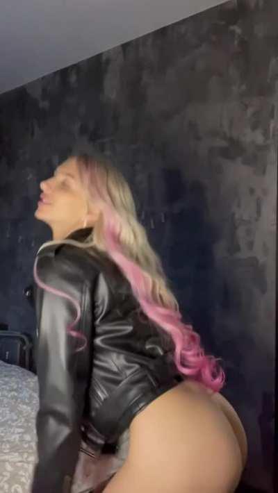 I'm crazy about leather clothes and pink hair)