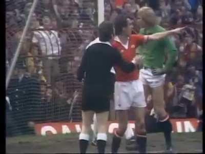 Sempre gosto de lembrar todos que dizem ser impossivel o Sauditao ou o Americanão se tornarem as melhores ligas do mundo que até os anos 1980, se jogava esta variacao do Rugby na Inglaterra.