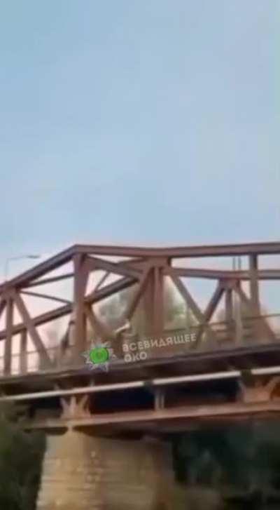 HMFT after jumping from a bridge