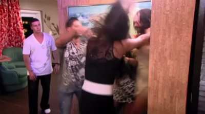 lmaoo watching sammi and jenni fight in slo mo is hilarious