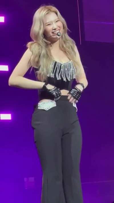 Sana Sha Sha Sha 👀