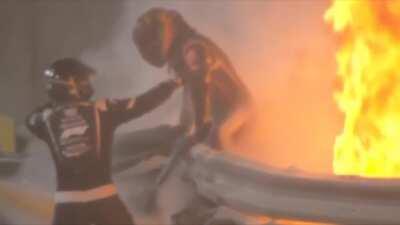 Muito louco pensar que Senna morreu por MUITO menos