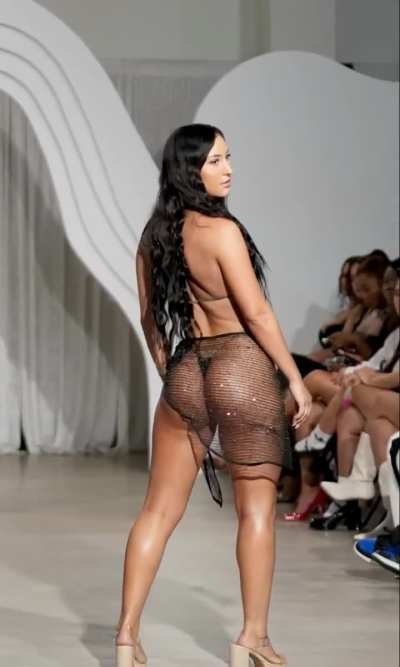 Alanna Dergan - Quiala Collection, Miami Swim Week 2024