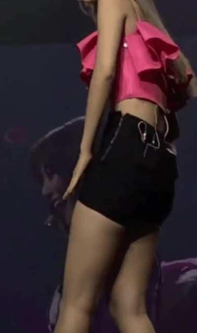 That damn smile🥵 she knows she is just a fucking slut🤤