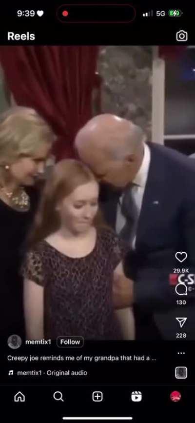 I hate instagram bro Wtf is this shit😭💀