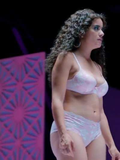 Paulina Gait&aacute;n (P#t@s Redes Sociales)