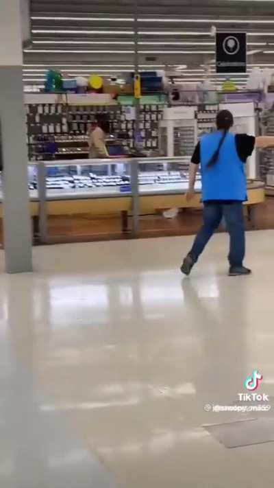 Man Smashes Glass Display At Walmart