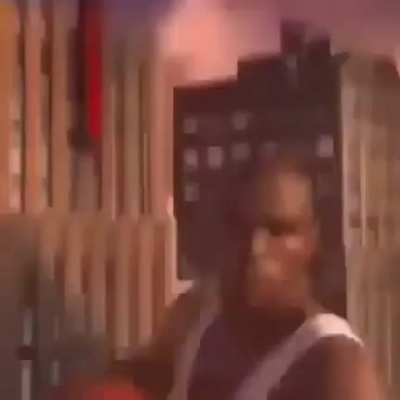 Imagens inéditas do treinamento do Godzilla