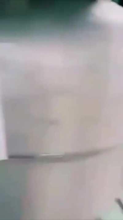 deve vender um monte.