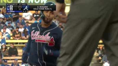 [Highlight] [Highlight] Rosario an oppo taco homer to make it 1-0 for the Braves