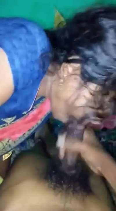 Horny bhabhi sucking her devar dick link in comment