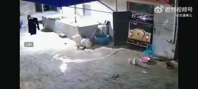 When you thought that Chinese car reached the level of unreliability...