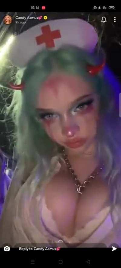 her Snapchat > her onlyfans