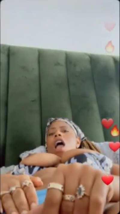 Nice titties and a Phat pussy