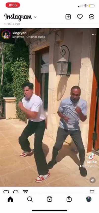 Can someone explain how this is effective boxing training. Are they training to upper cut some guy 700 times in 20 seconds it doesn’t make sense but boxers always do it?