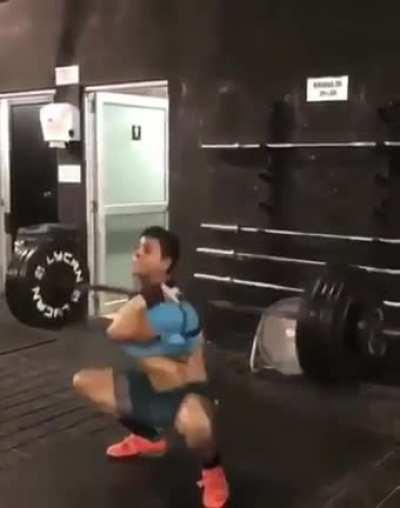 This one handed weightlifter is what is sub was made for
