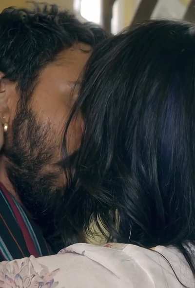 Anushka Sharma [Matru Ki Bijlee Ka Mandola]