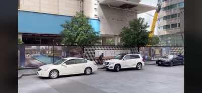 Bird with a history of attacking joggers caught in the act in Downtown Dallas today.