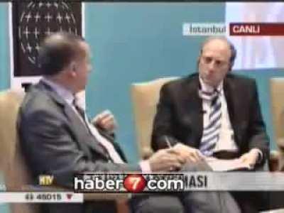 Unutulur mu? Sanmam. Erdoğan yine boş estiriyor. Yorum yok, top sizde.