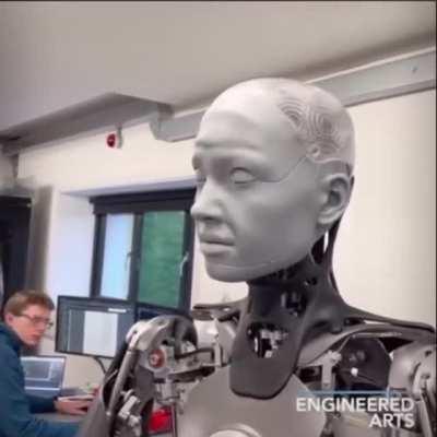 A peek inside YRG advanced robotics laboratory. Streets say Joshua has been investing a lot into his future upgrades. What y’all think twins?