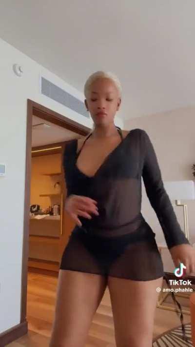 Thick Queen 🇿🇦👸🏾 