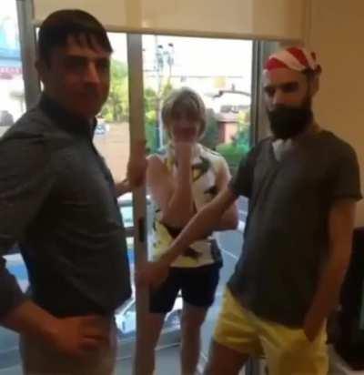 Hay que Alejarse de ellos chicos