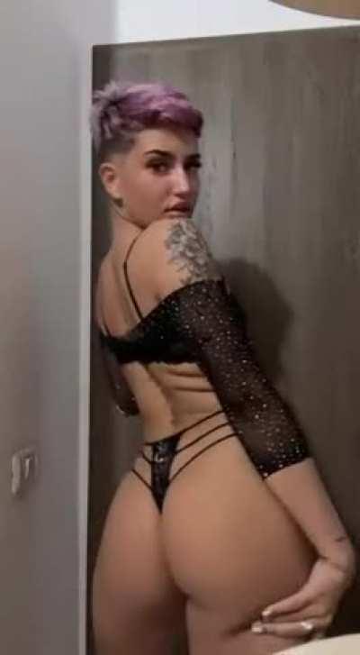 I've been waiting all year to show you my boobs link in the comments