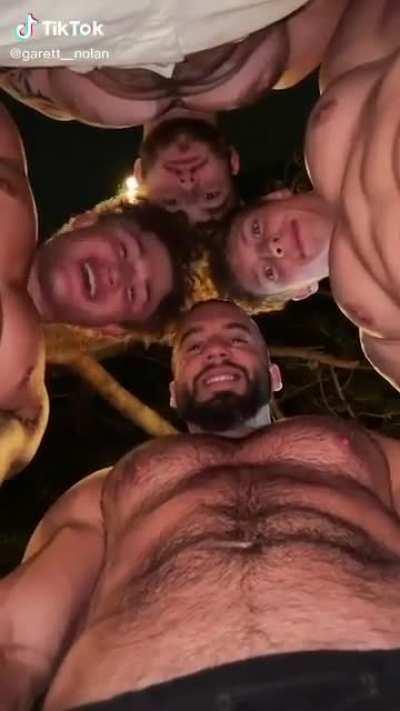 Anybody order some fresh hairy man tittay cringe?