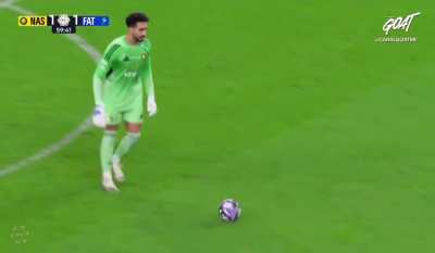 Cristiano Ronaldo perde pênalti e um minuto depois mete um golaço de fora da área pelo Al Nassr