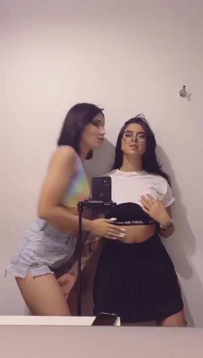 Onlyfans.com/Annabgo - TikTok: Annabgoask