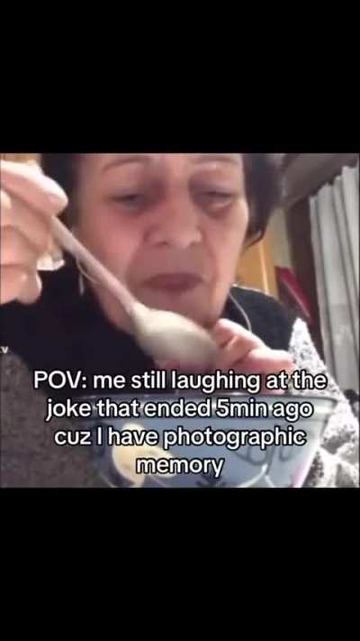 at least natawa ako sa joke kahit late na hahaha