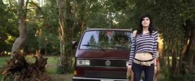 Alexandra Daddario in Texas Chainsaw 3D