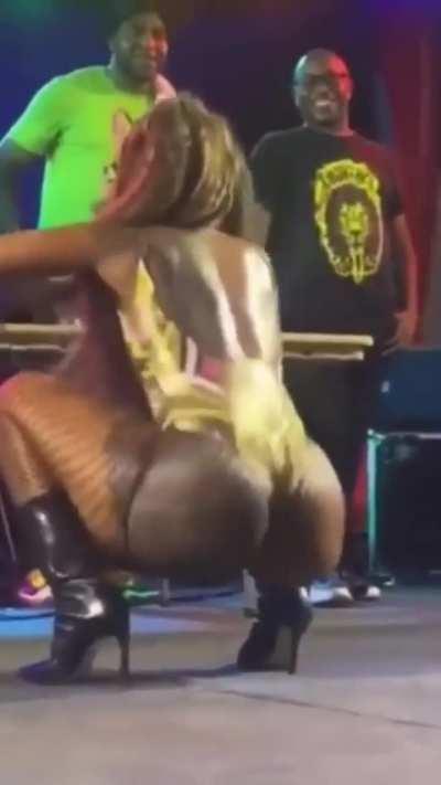 Jada Kingdom Twerk Compilation
